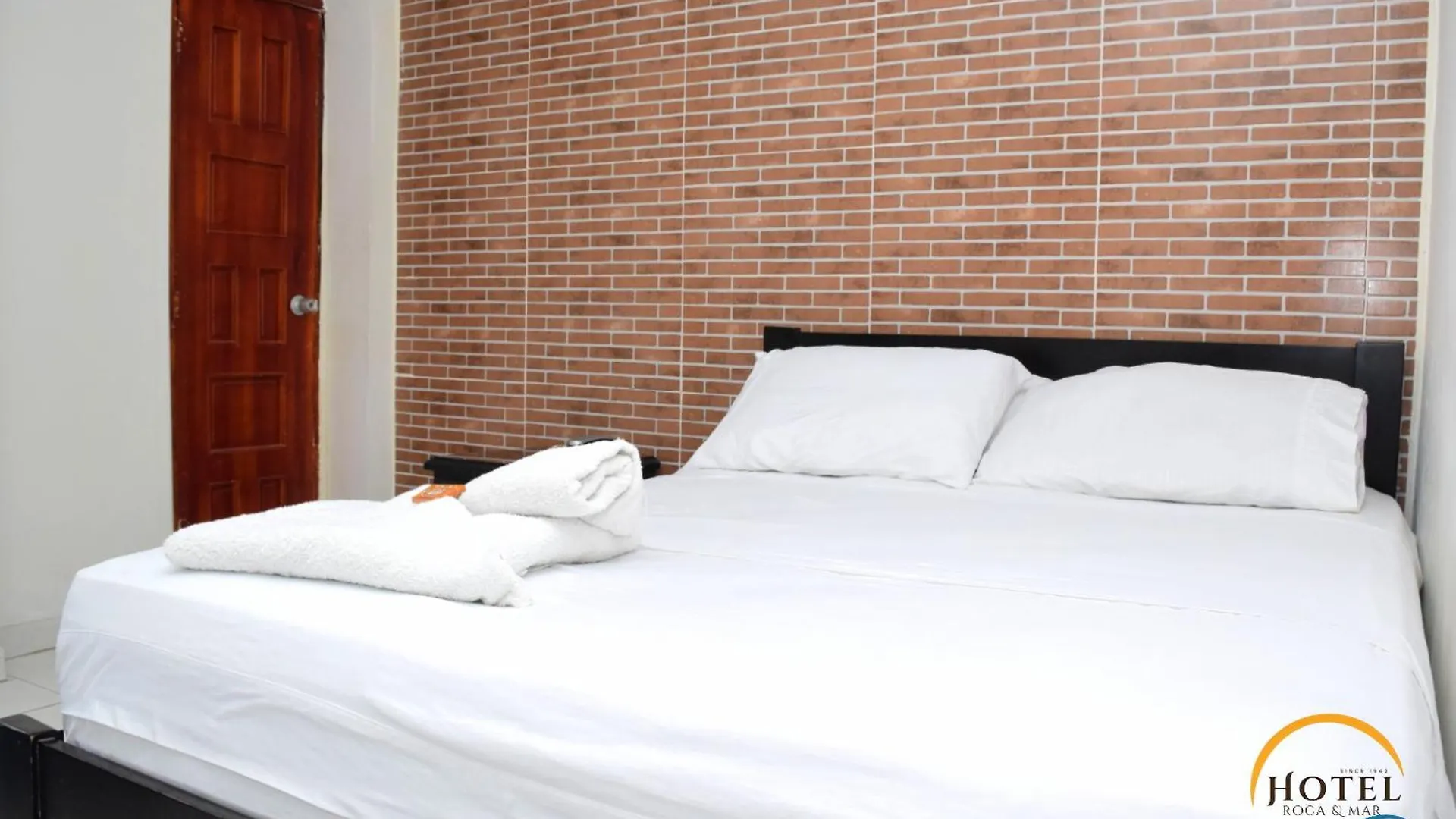 סנטה מרתה Hotel Roca & Mar